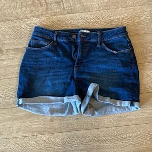 Ava and viv roll up Jean shorts